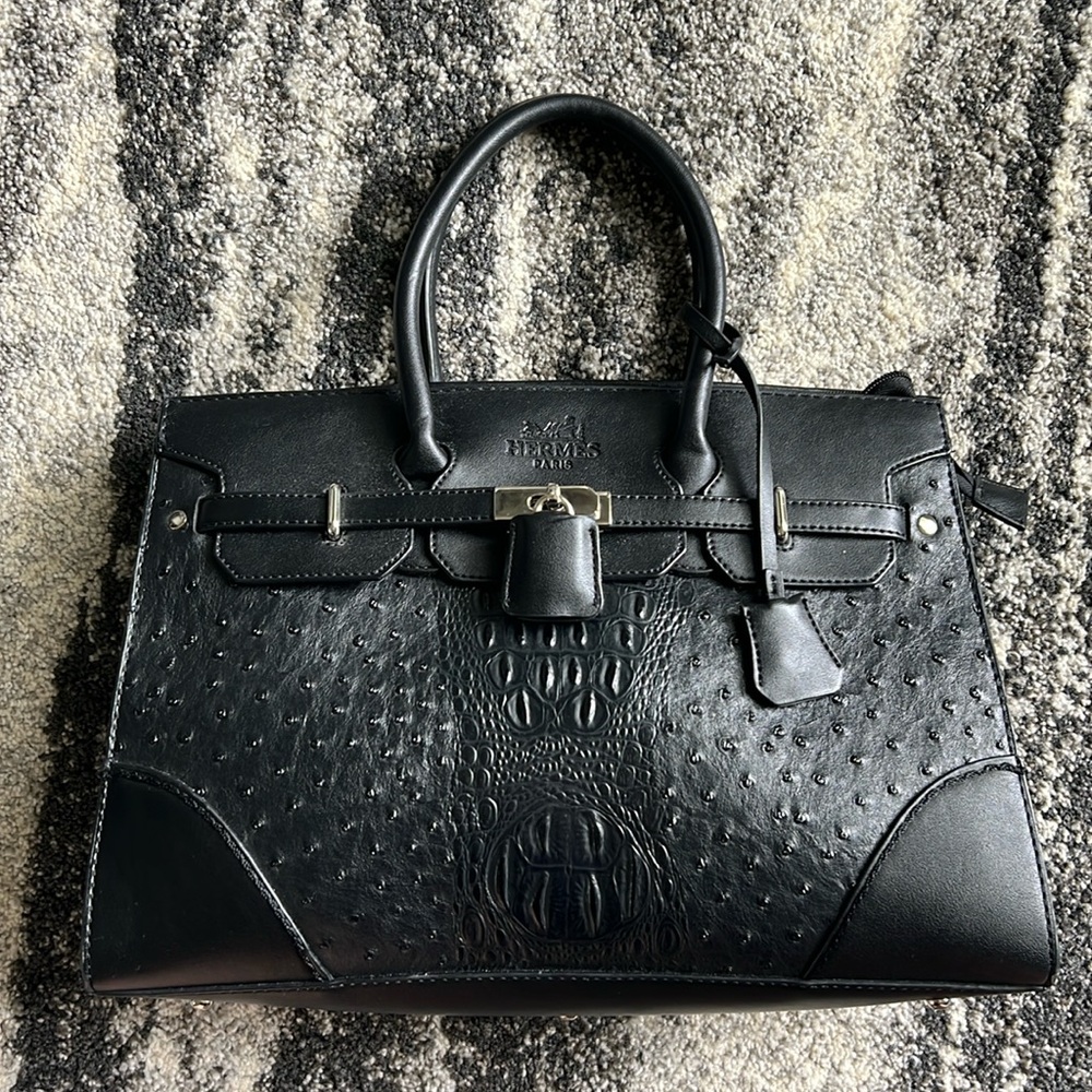 Black Purse